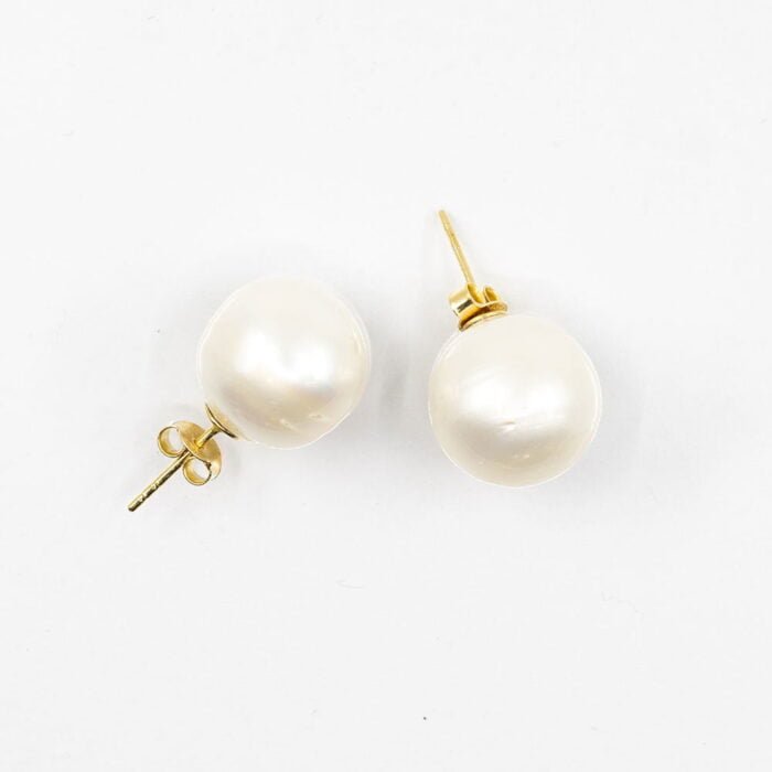 South Sea Pearl Earring