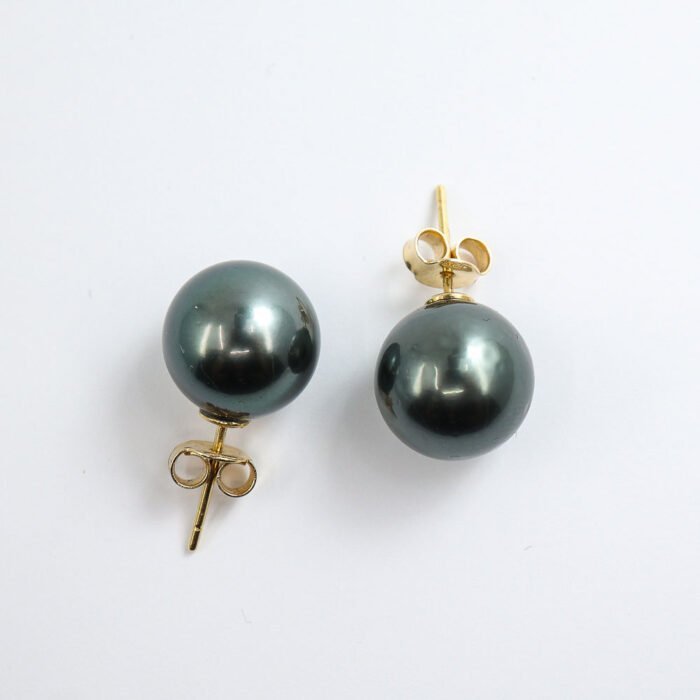 Black Tahitian Pearl